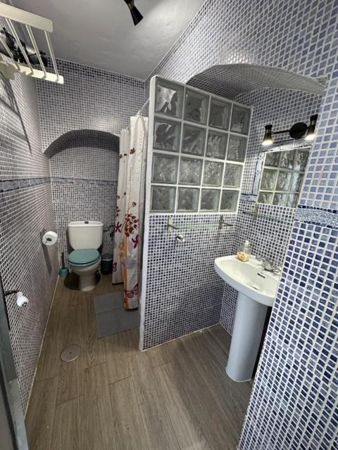 Apartment In Old Town With Roof Terrace And Fibre, Tarifa Exterior foto